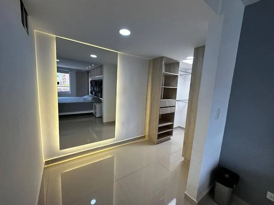 Apartamento Con Jacuzzi Medellin 0*,
