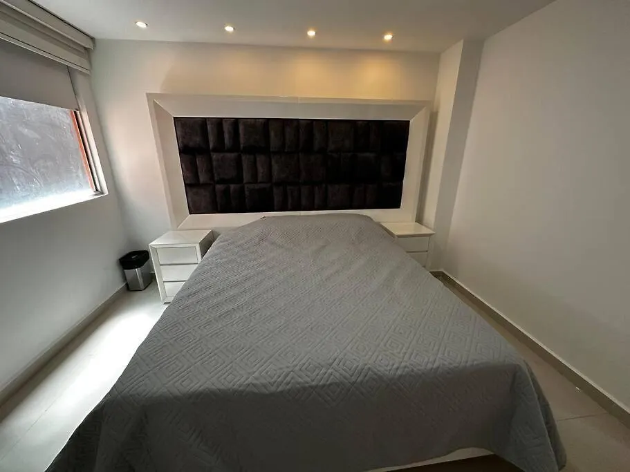 Apartamento Con Jacuzzi Medellin 0*,  Colombia