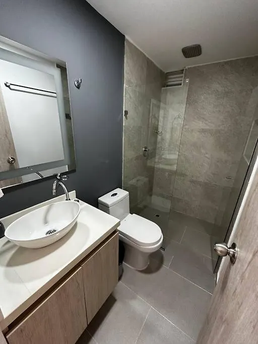 Apartamento Con Jacuzzi Medellin Apartment